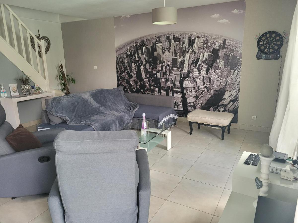 La Maison De Lavande ล็อง ภายนอก รูปภาพ