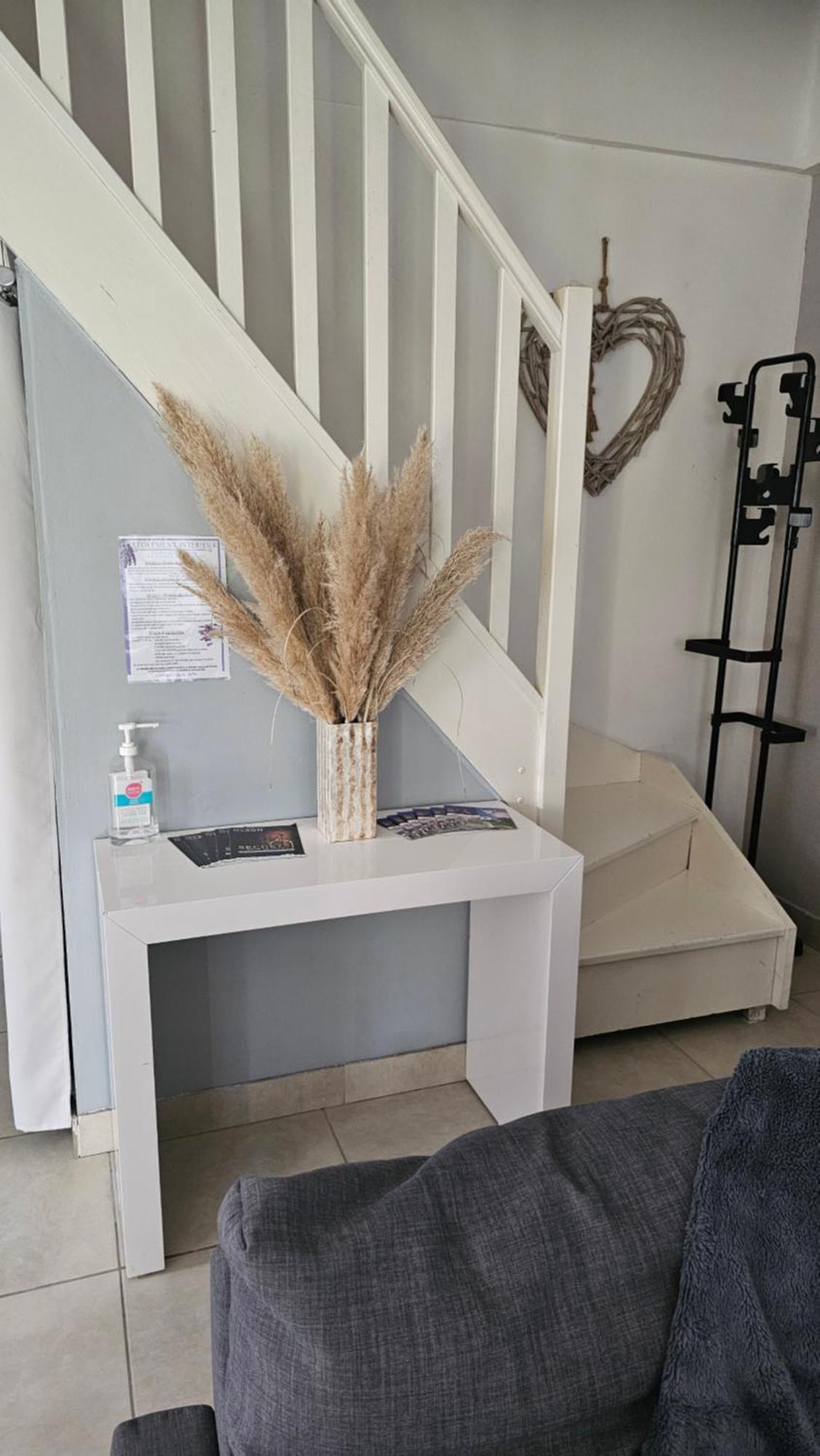 La Maison De Lavande ล็อง ภายนอก รูปภาพ